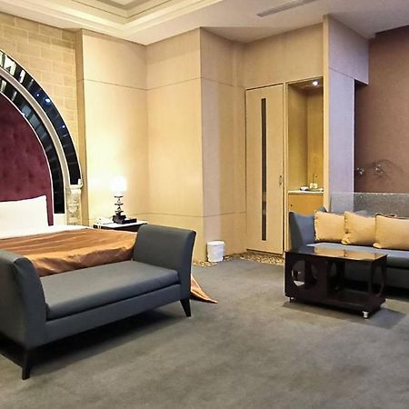 Shantis Motel Chiayi Eksteriør billede
